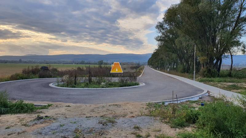 Zvolen pozemky na predaj