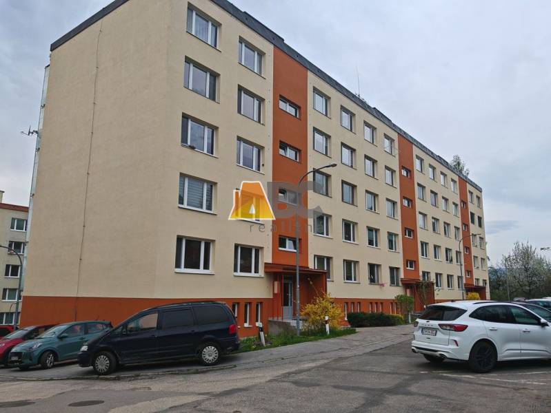 Zvolen predaj 3 izbový byt