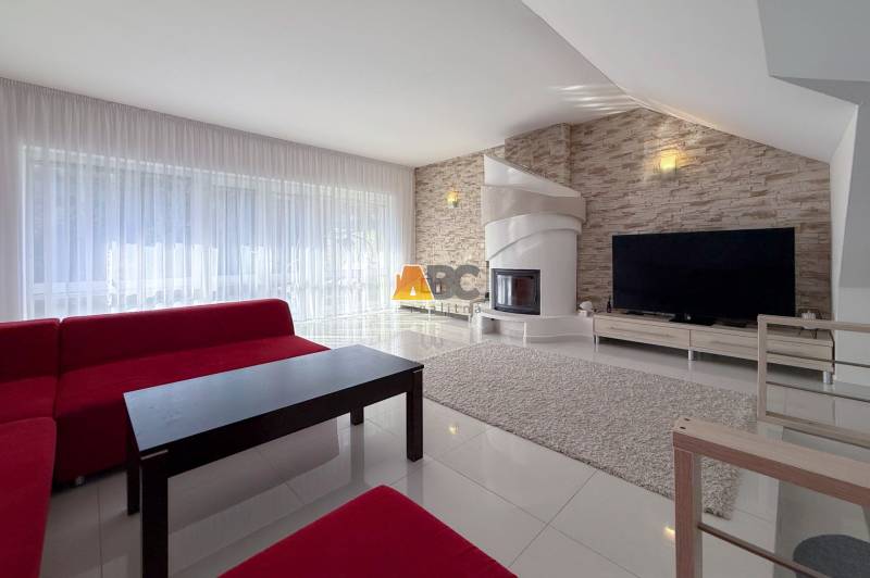 Dom na predaj Hronsek